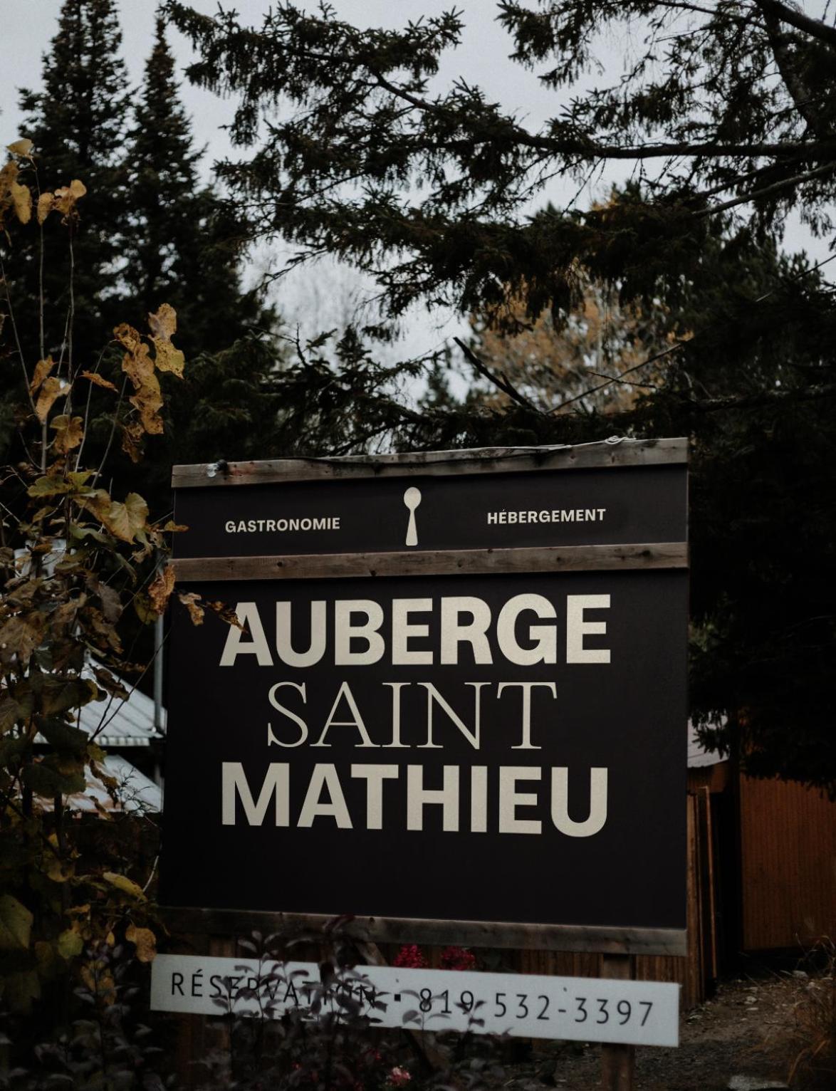 Auberge Saint-Mathieu Dış mekan fotoğraf