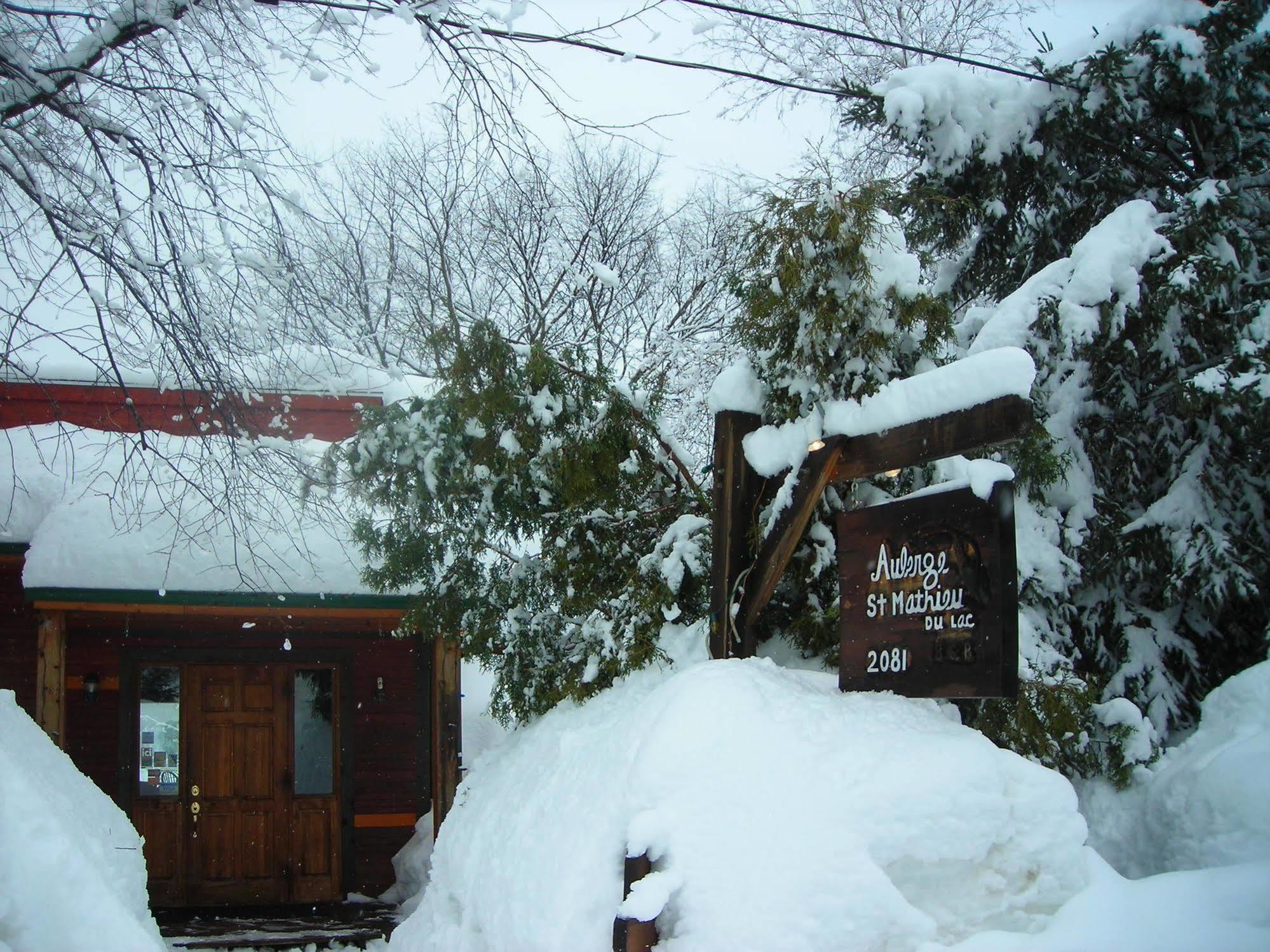 Auberge Saint-Mathieu Dış mekan fotoğraf