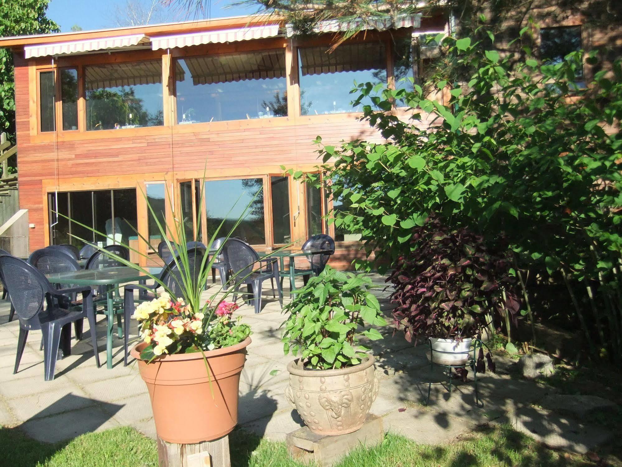 Auberge Saint-Mathieu Dış mekan fotoğraf